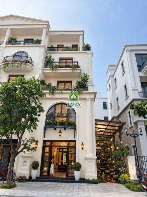 Siêu phẩm nhà phố vườn xẻ khe cực hiếm Vinhomes Saigon Park Hóc Môn