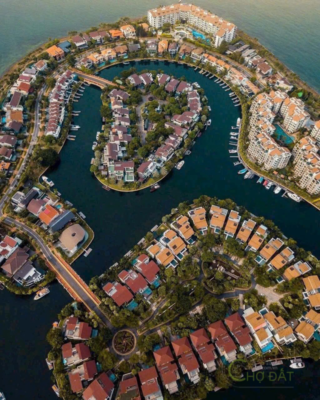 Ứng Dụng Công Nghệ: Kiến Tạo Đô Thị Thông Minh